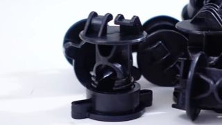 Isoladores de cerca elétrica de encaixe para serviços pesados: construídos para durar!